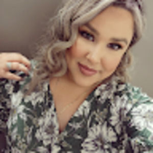 Meet your Posher, Jennie